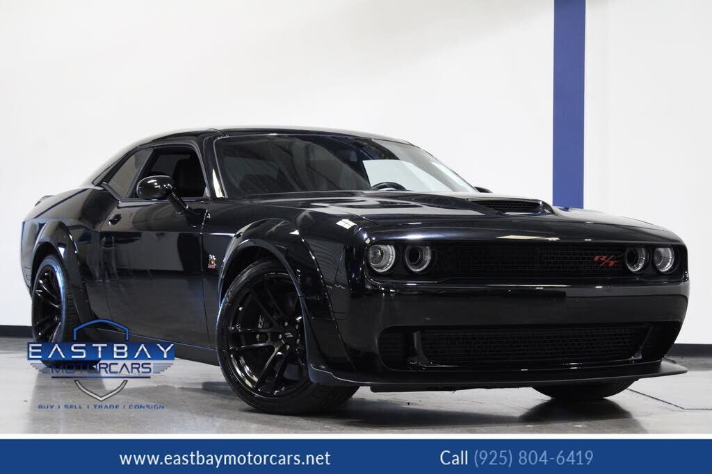 2023 DODGE Challenger