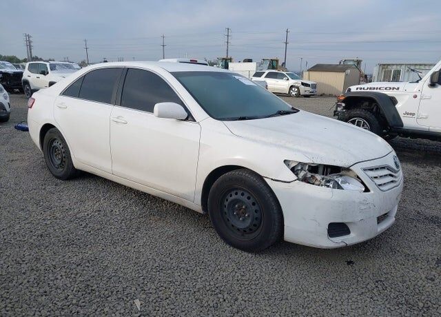 2010 TOYOTA Camry