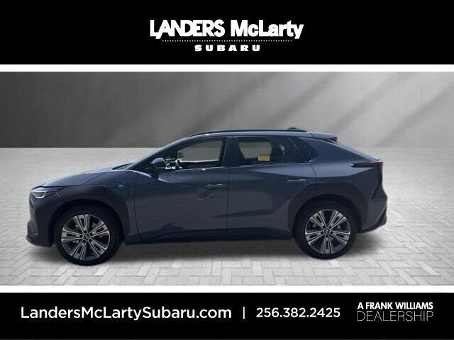 2025 SUBARU Solterra