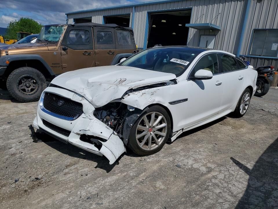 2018 JAGUAR XJ