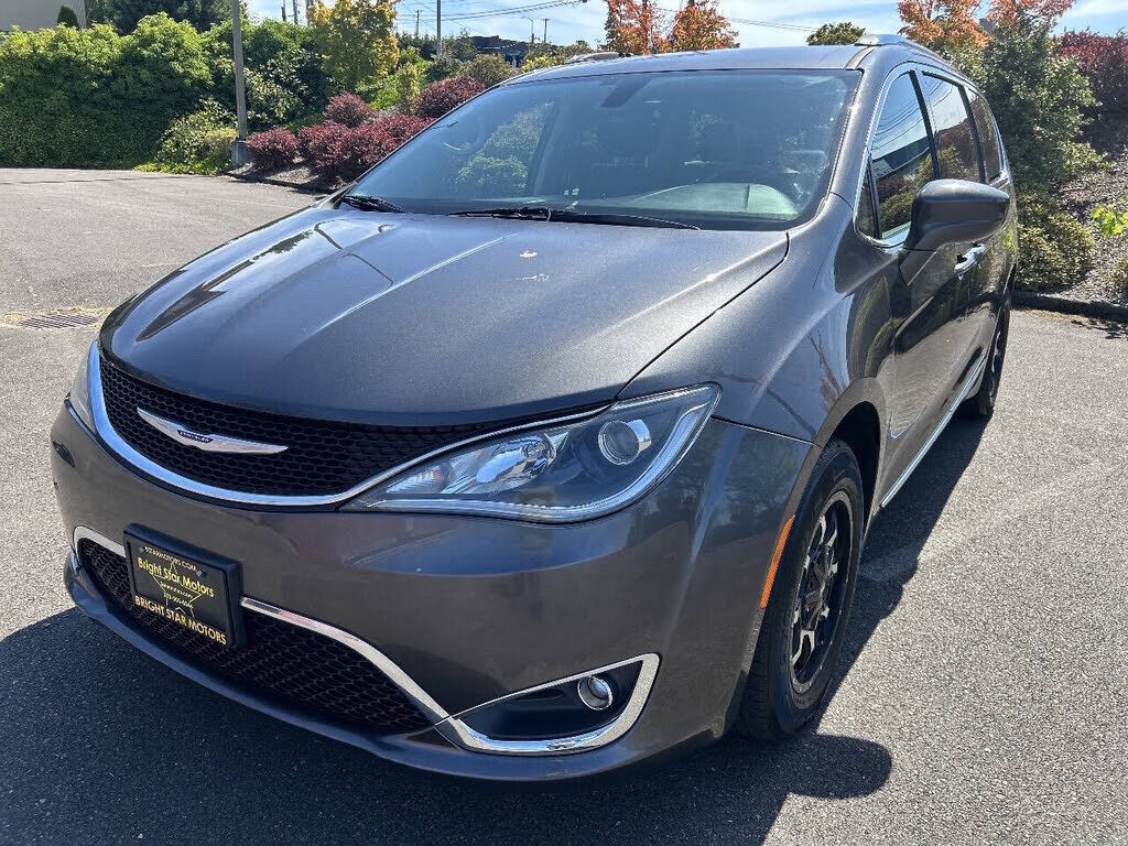 2019 CHRYSLER Pacifica