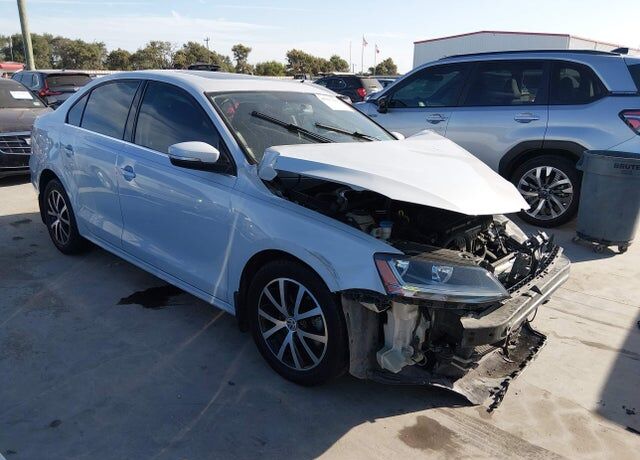 2017 VOLKSWAGEN Jetta