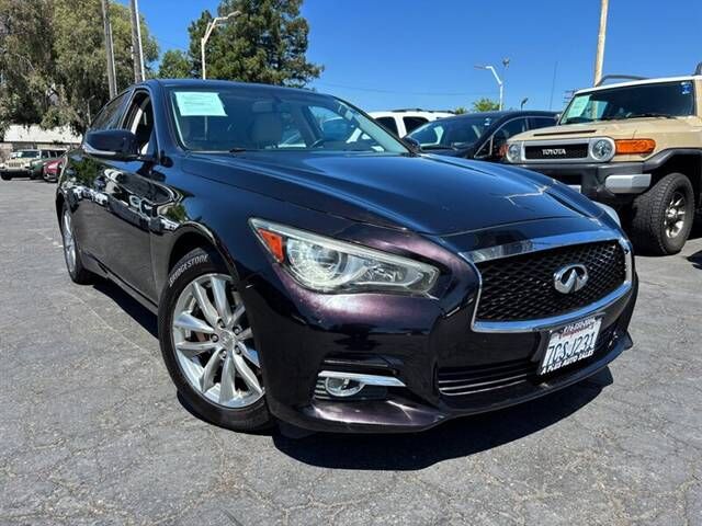 2014 INFINITI Q50