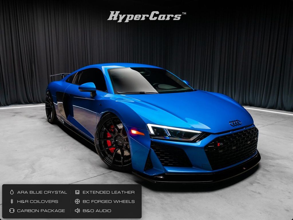 2022 AUDI R8