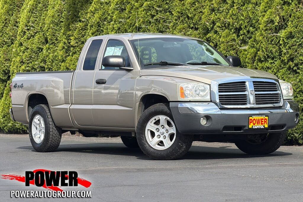 2005 DODGE Dakota
