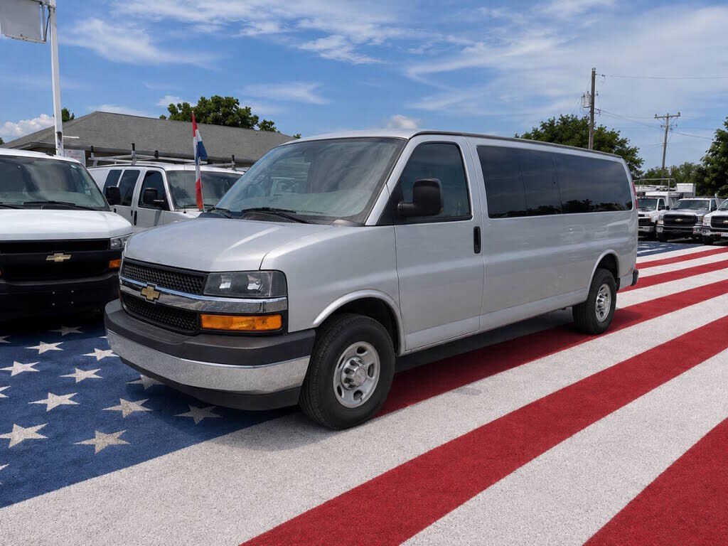 2021 CHEVROLET Express