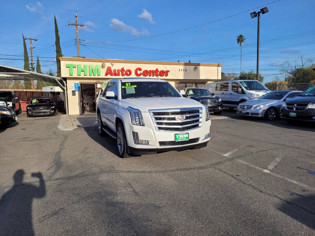 2017 CADILLAC Escalade