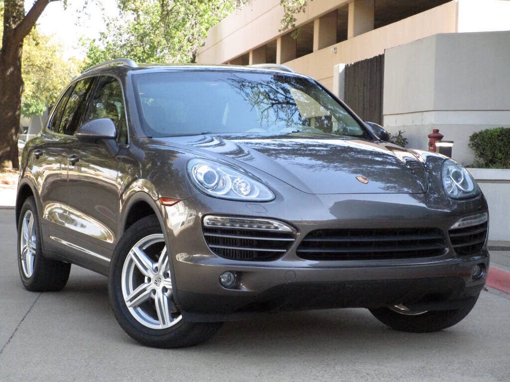 2014 PORSCHE Cayenne