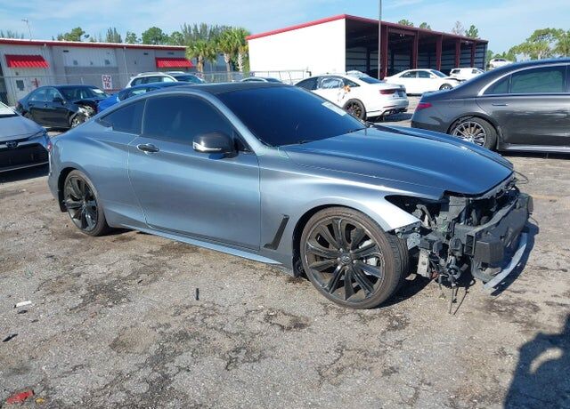 2017 INFINITI Q60