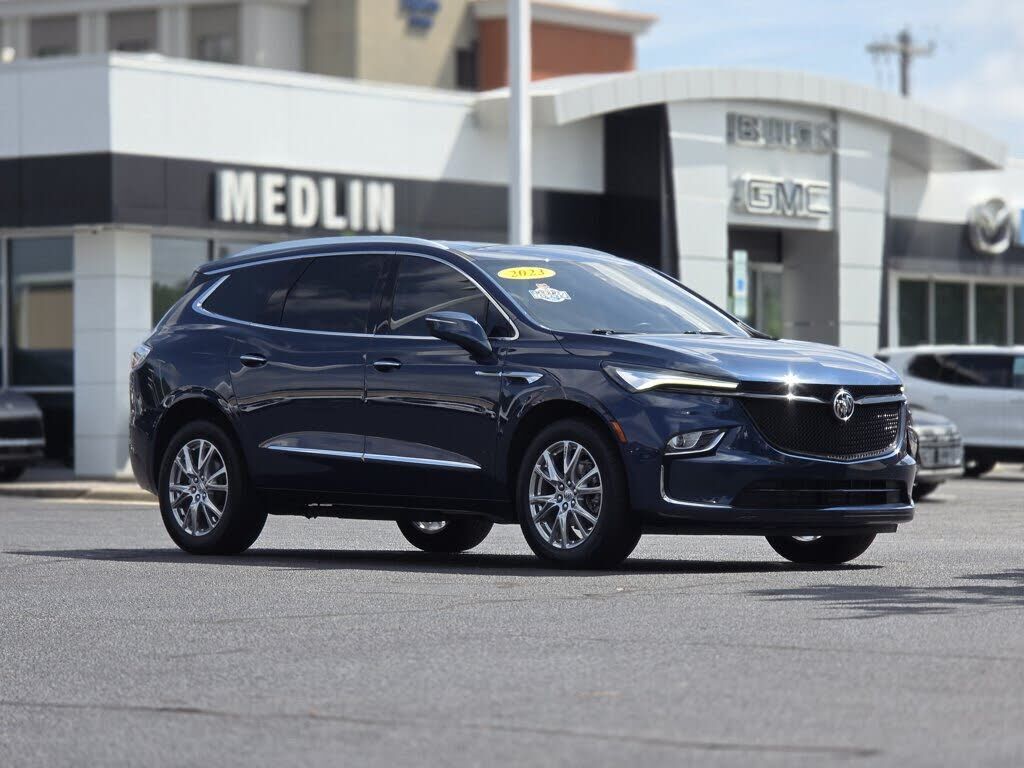 2023 BUICK Enclave