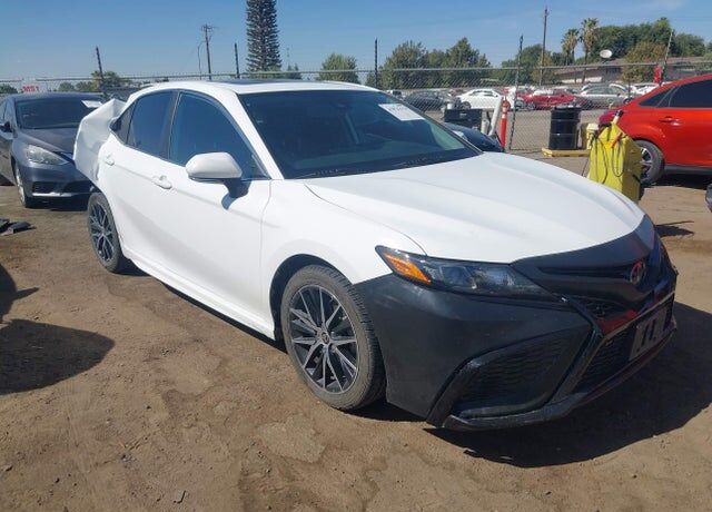 2021 TOYOTA Camry