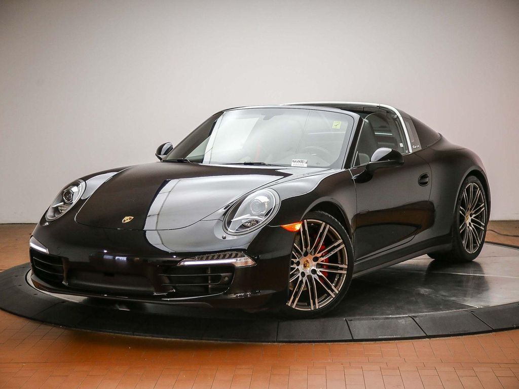 2016 PORSCHE 911