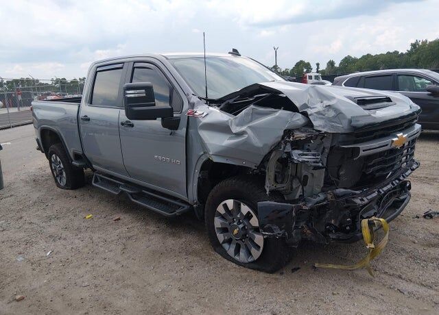 2024 CHEVROLET Silverado HD