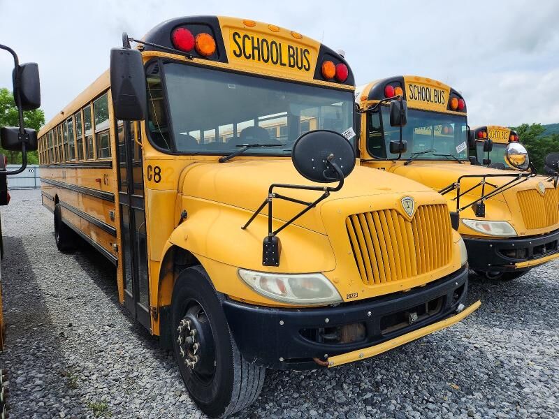 2011 IC BUS PB105