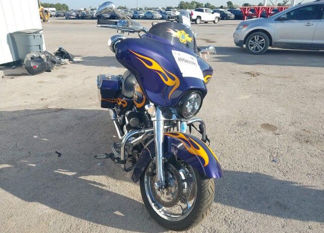 2012 HARLEY DAVIDSON Street Glide 103