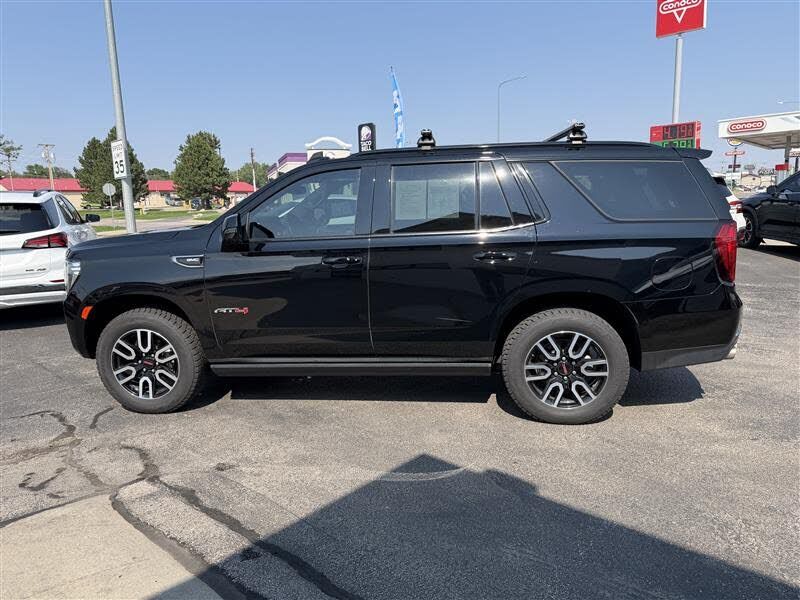 2023 GMC Yukon