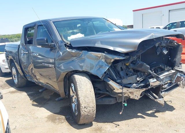 2012 DODGE Ram