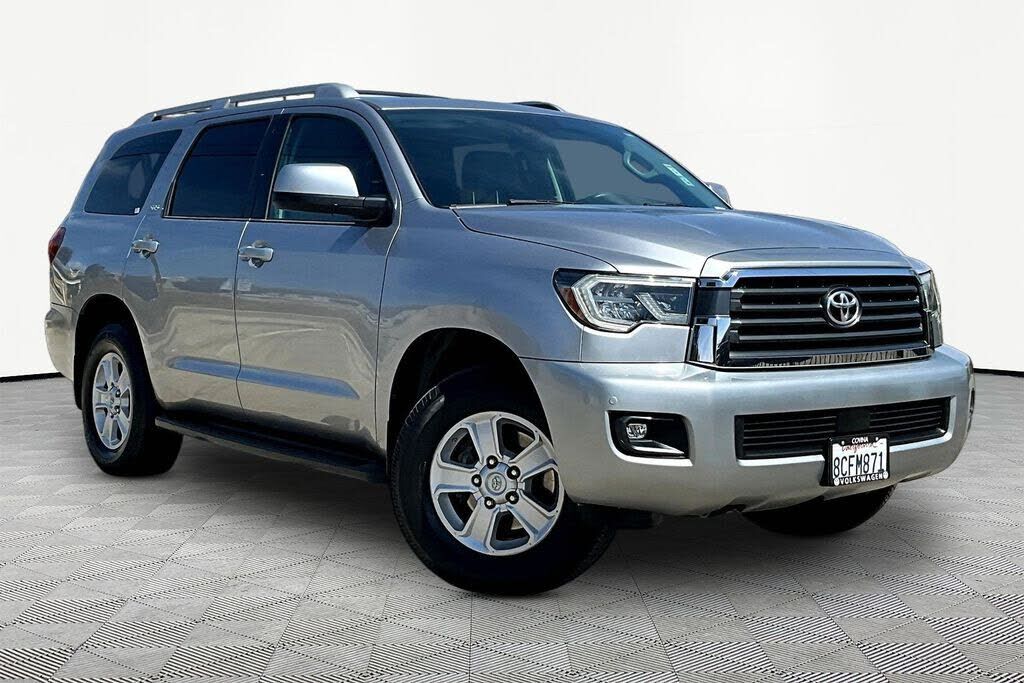 2018 TOYOTA Sequoia