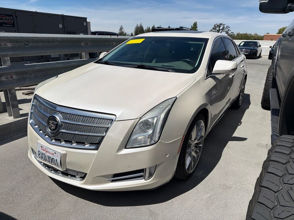 2014 CADILLAC XTS