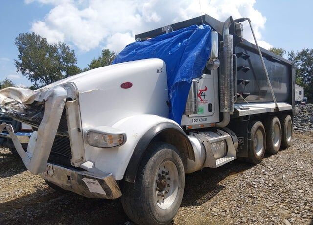 2019 PETERBILT 367