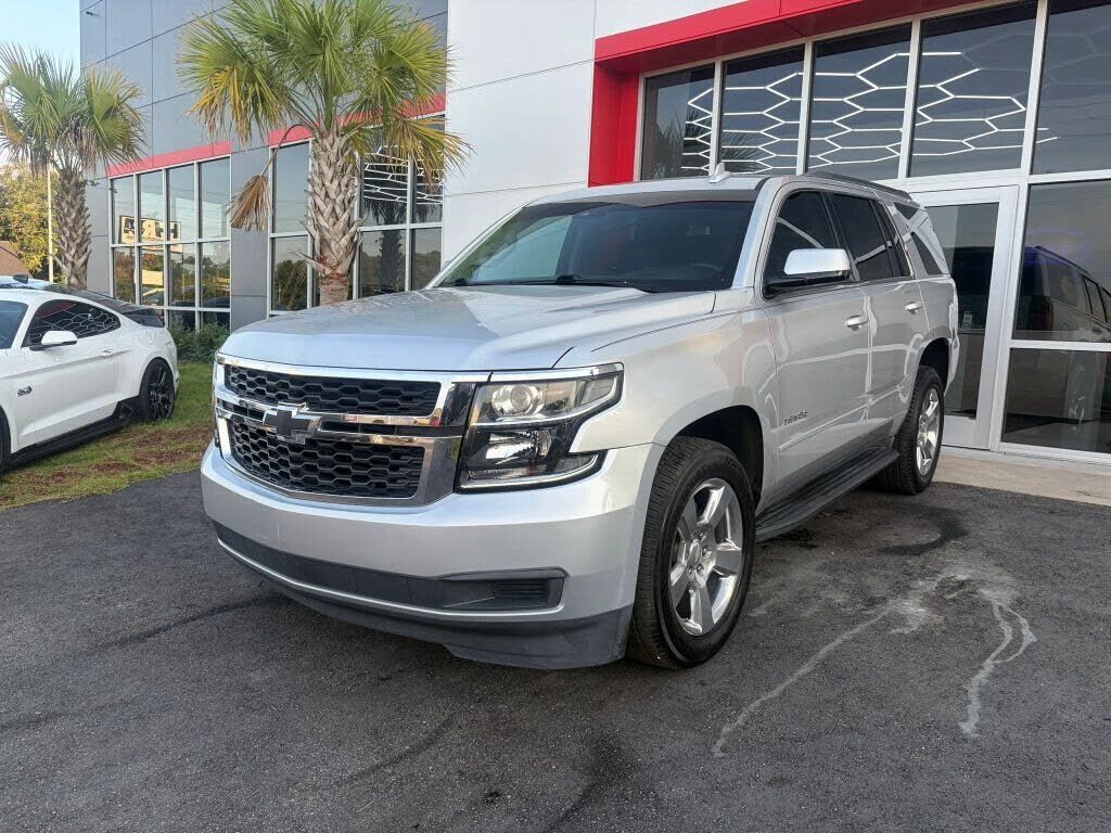 2017 CHEVROLET Tahoe