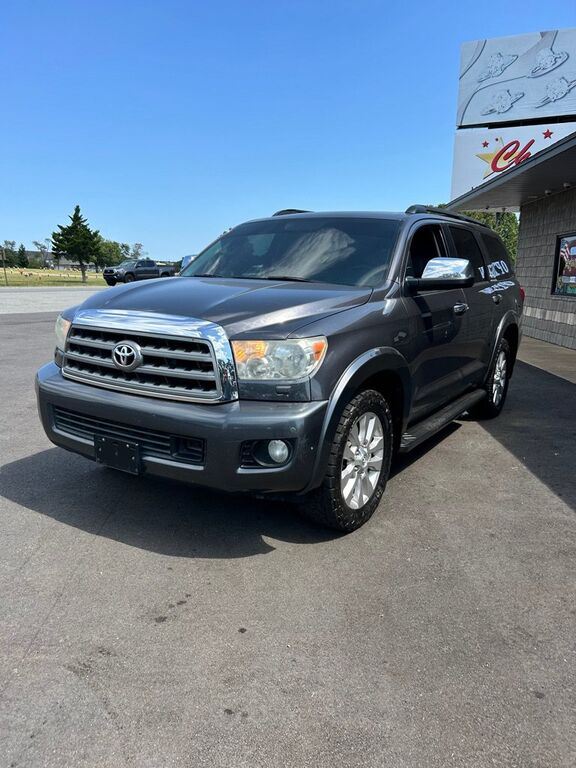 2015 TOYOTA Sequoia