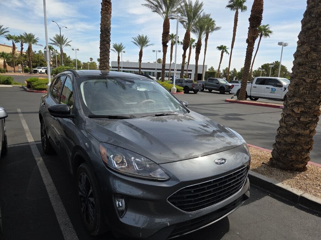 2022 FORD Escape