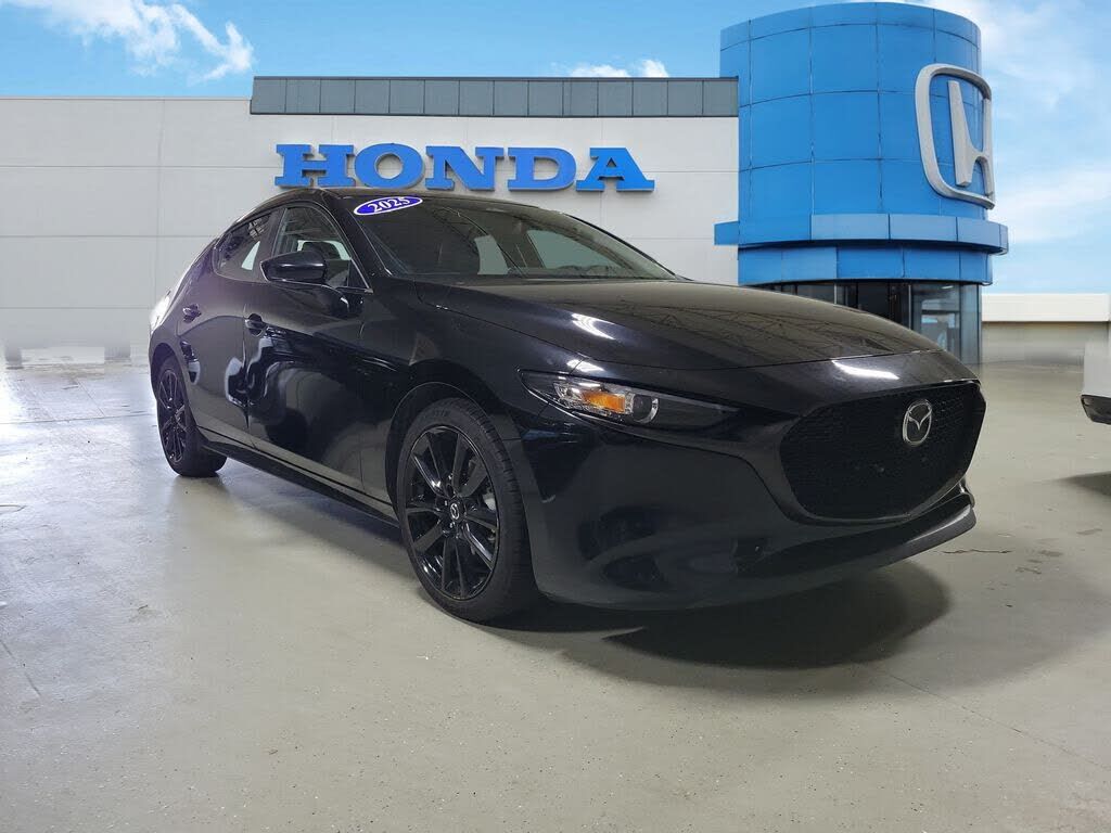 2025 MAZDA Mazda3