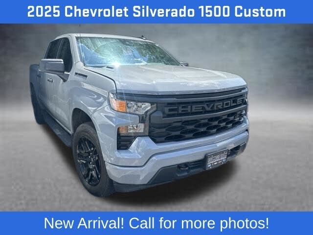 2025 CHEVROLET Silverado