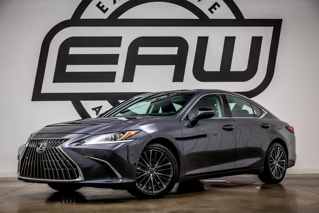 2022 LEXUS ES