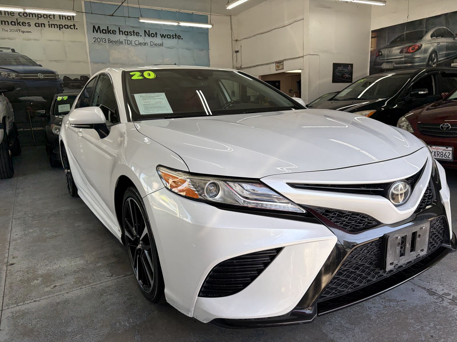 2020 TOYOTA Camry