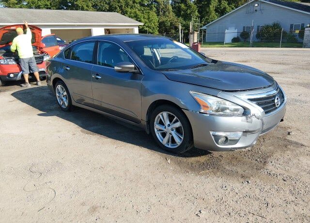 2015 NISSAN Altima