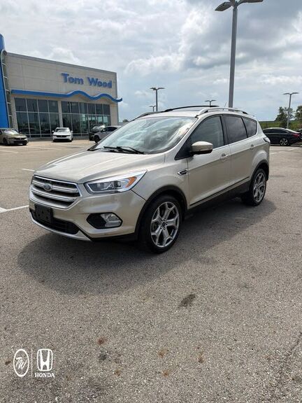 2017 FORD Escape