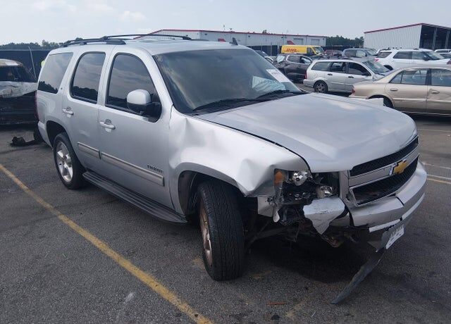 2013 CHEVROLET Tahoe