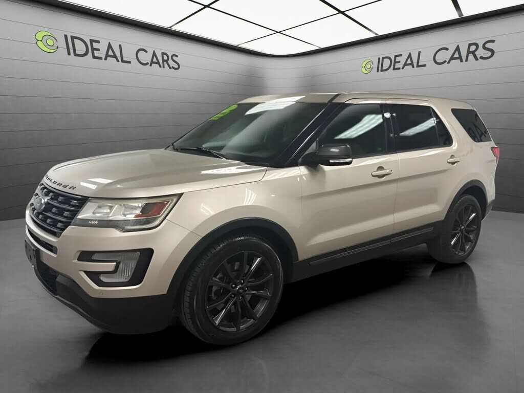 2017 FORD Explorer