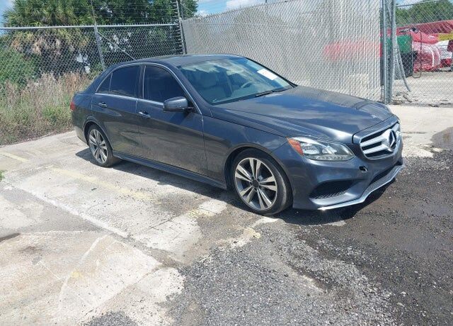 2014 MERCEDES-BENZ E-Class