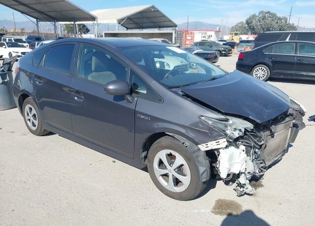 2015 TOYOTA PRIUS