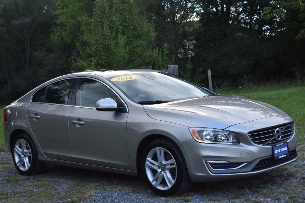 2014 VOLVO S60