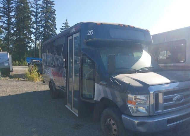 2013 FORD E-350