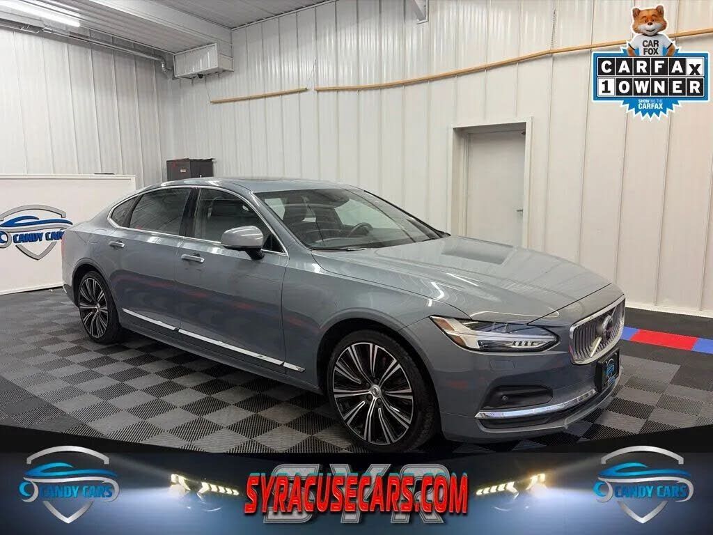 2021 VOLVO S90