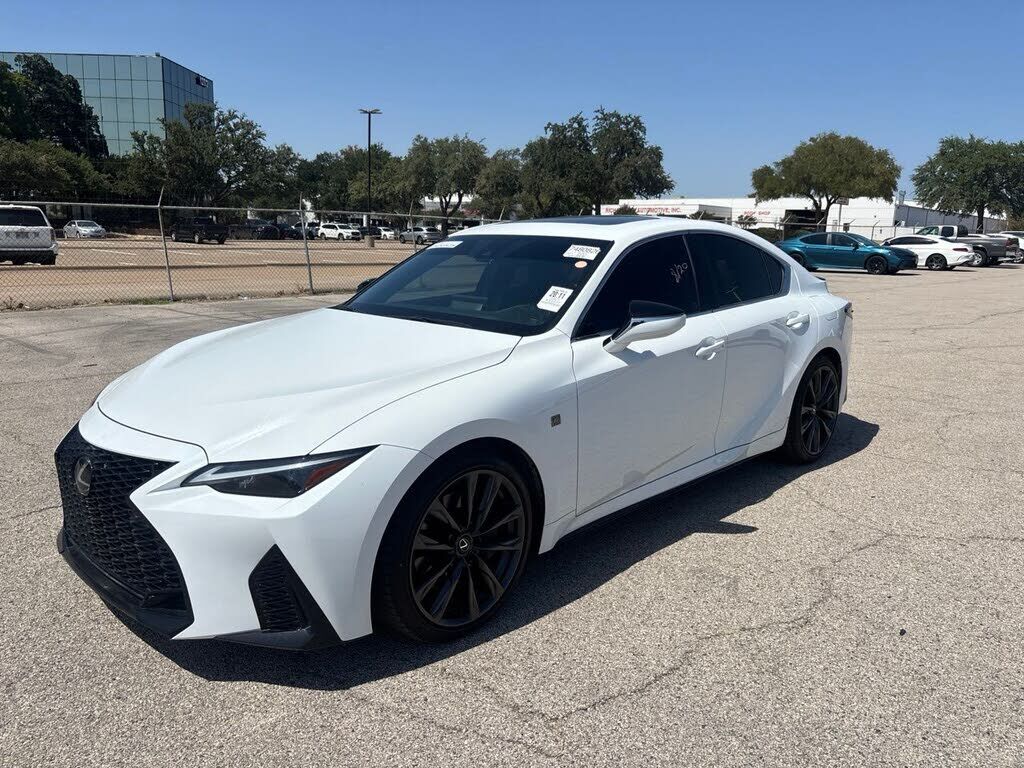 2023 LEXUS IS