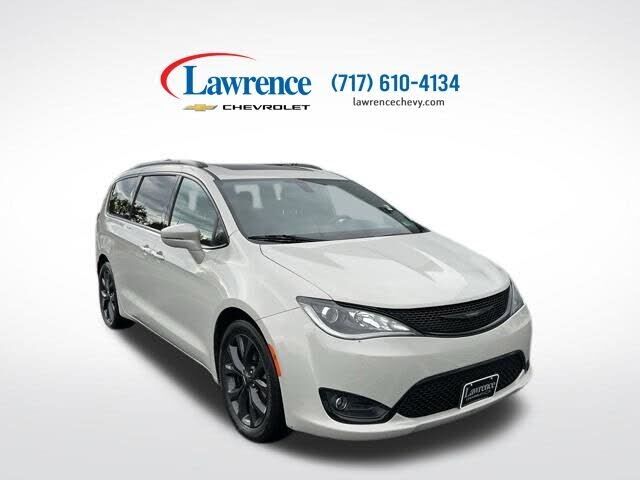 2019 CHRYSLER Pacifica