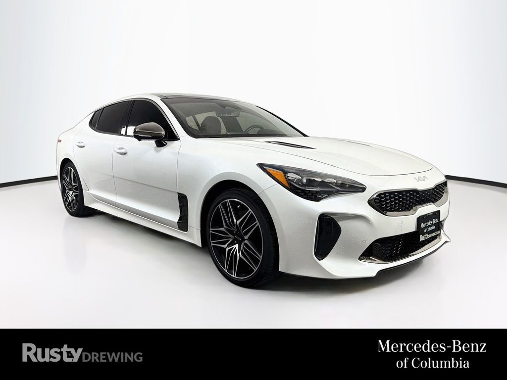 2023 KIA Stinger