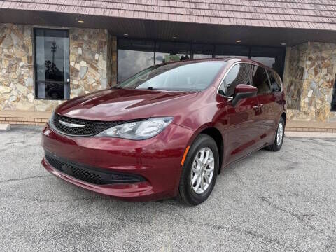 2022 CHRYSLER Voyager