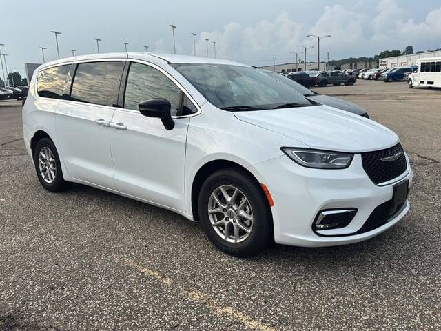 2025 CHRYSLER Pacifica