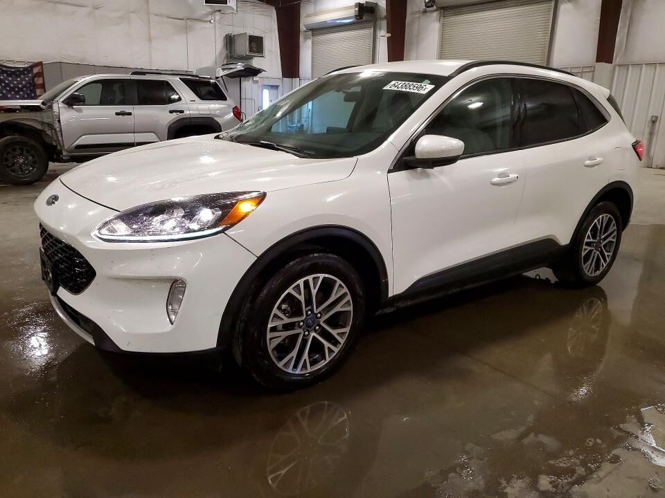 2020 FORD Escape