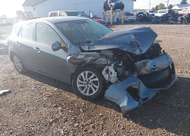 2012 MAZDA Mazda3