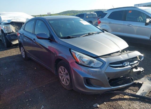 2015 HYUNDAI Accent