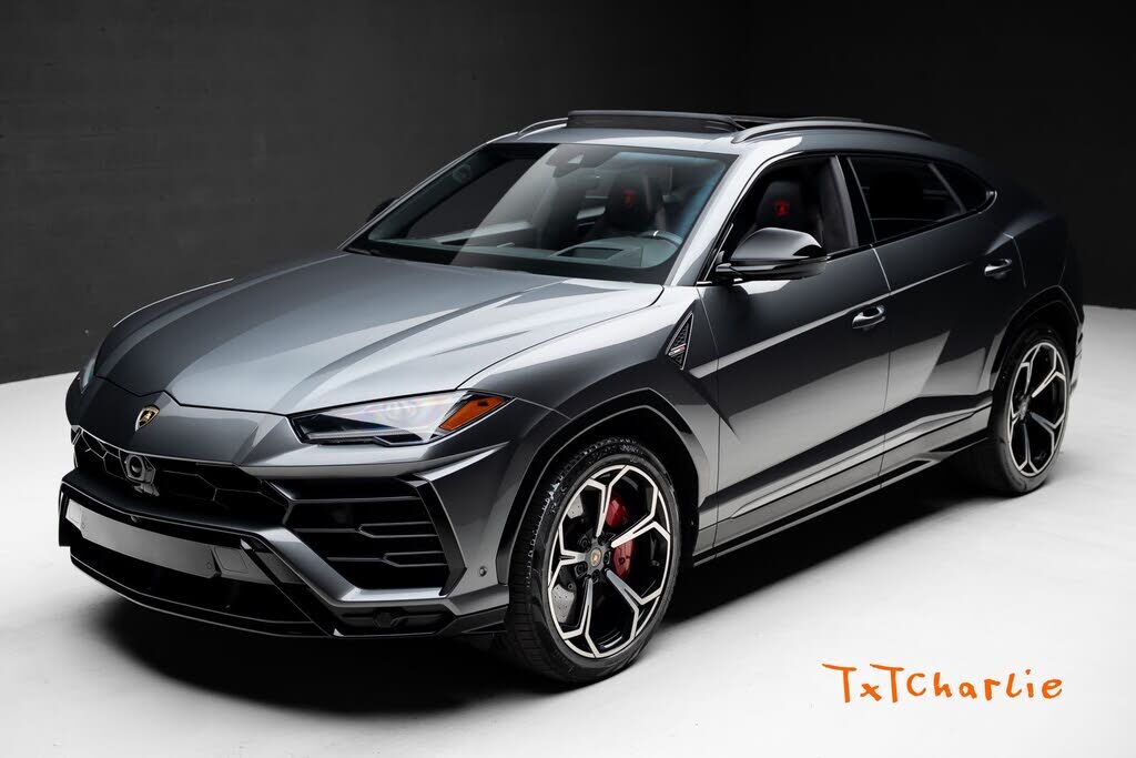 2019 LAMBORGHINI URUS
