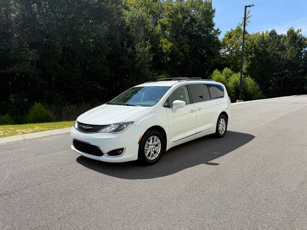 2020 CHRYSLER Pacifica